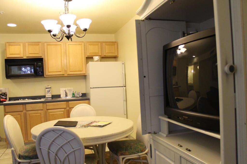 Lighthouse Resort: Inn & Suites Fort Myers Beach Bagian luar foto