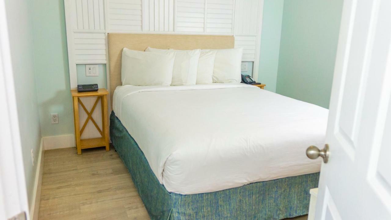 Lighthouse Resort: Inn & Suites Fort Myers Beach Bagian luar foto