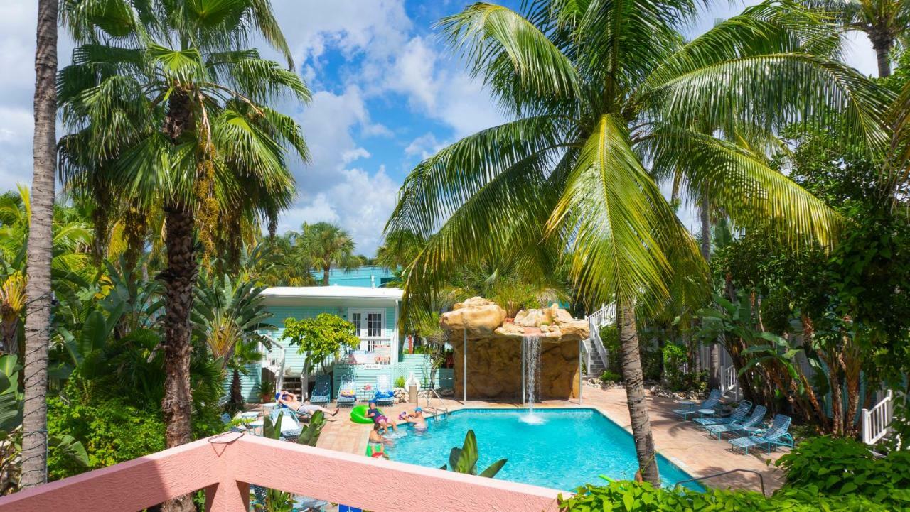 Lighthouse Resort: Inn & Suites Fort Myers Beach Bagian luar foto